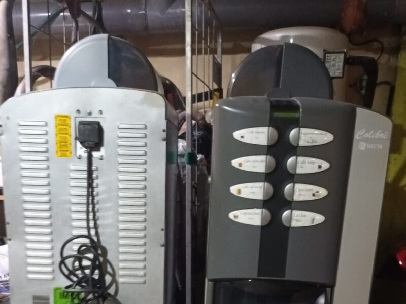 maquina de cafe necta colibri automatica