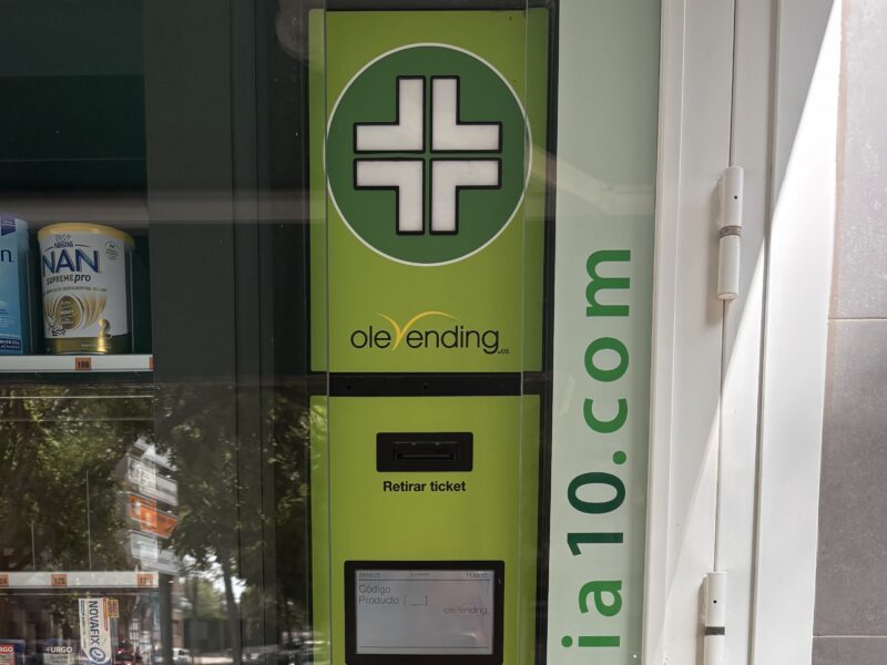 Máquina expendedora farmacia.