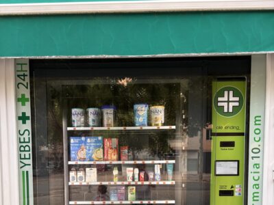 Máquina expendedora farmacia.